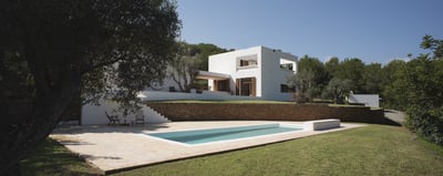 Luxury Villa Photo #3