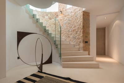 Luxury Villa Photo #17