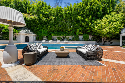 Luxury Villa Photo #4