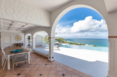 Luxury Villa Photo #10