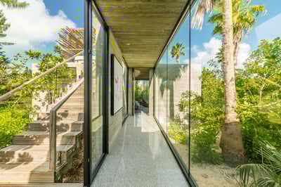 Luxury Villa Photo #18