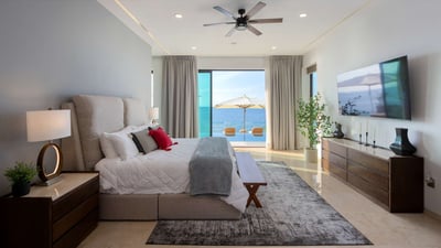 Luxury Villa Photo #61