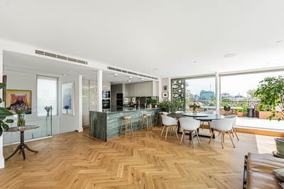 Luxury Villa Photo #25