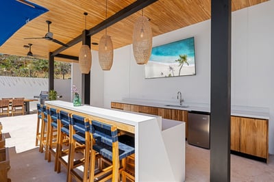 Main House Outdoor Bar Area  – 1st Floor