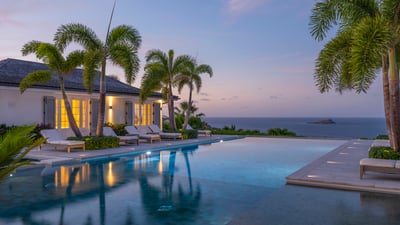 Luxury Villa Photo #3