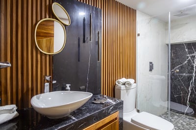 Luxury Villa Photo #16