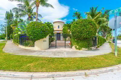 Luxury Villa Photo #10