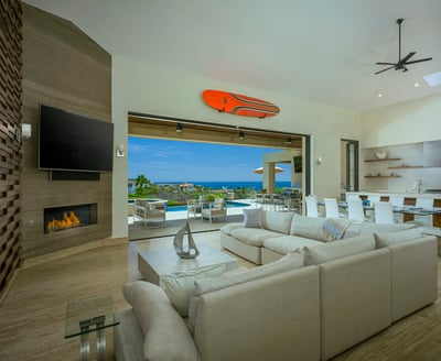 Luxury Villa Photo #18