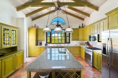 Luxury Villa Photo #18