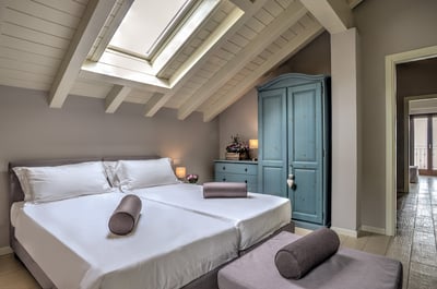 Luxury Villa Photo #15