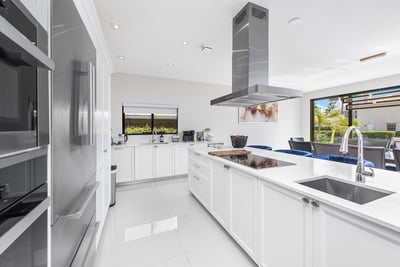Luxury Villa Photo #26