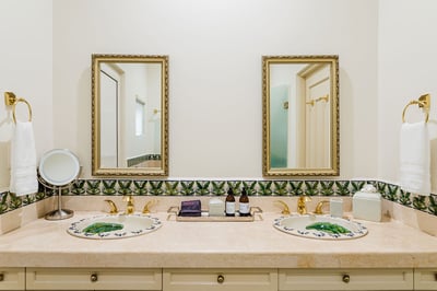 Luxury Villa Photo #33