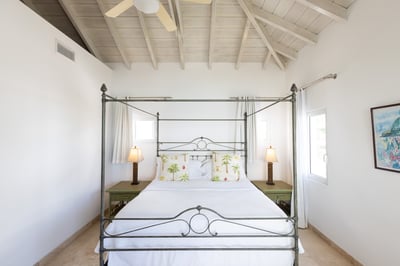 Luxury Villa Photo #39