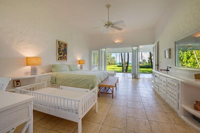 Luxury Villa Photo #25