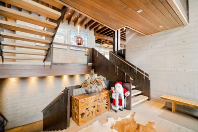 Luxury Villa Photo #16