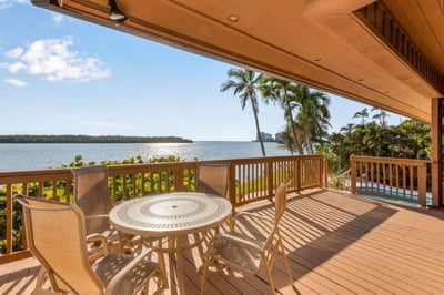 Luxury Villa Photo #5