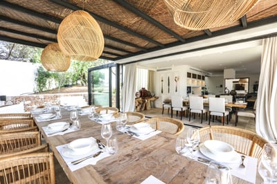 Luxury Villa Photo #15