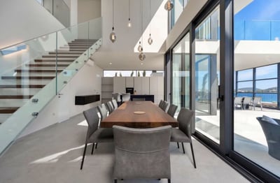 Luxury Villa Photo #15