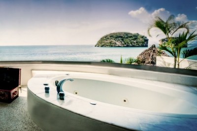 Luxury Villa Photo #35