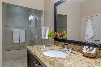 Luxury Villa Photo #14