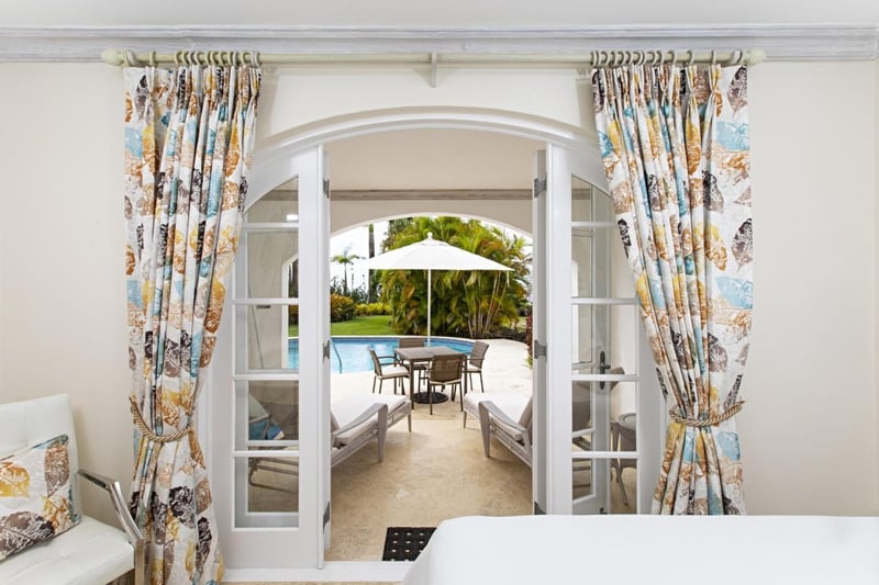 Royal Villa 1 | Swansway