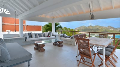 Luxury Villa Photo #11