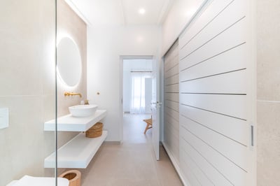 Luxury Villa Photo #41