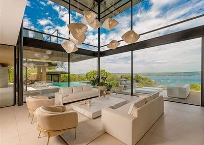 Luxury Villa Photo #8