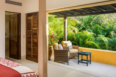 Luxury Villa Photo #17