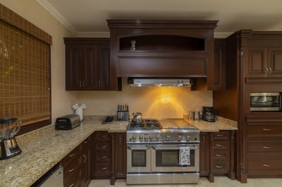 Luxury Villa Photo #26