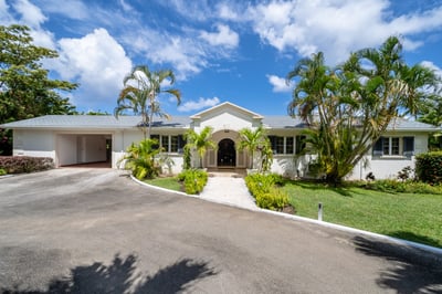 Luxury Villa Photo #30