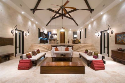 Luxury Villa Photo #6