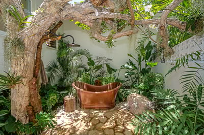 Luxury Villa Photo #25