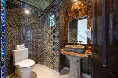 Luxury Villa Photo #42