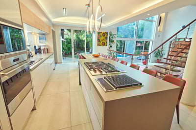 Luxury Villa Photo #15