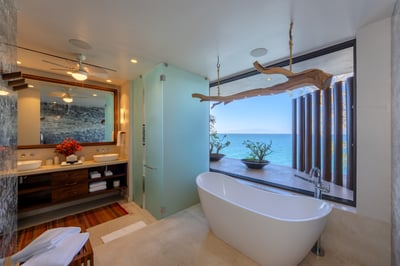Luxury Villa Photo #33
