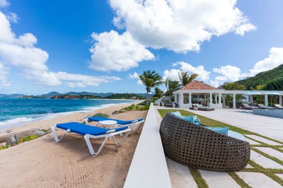Luxury Villa Photo #6