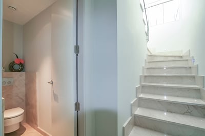 Luxury Villa Photo #35