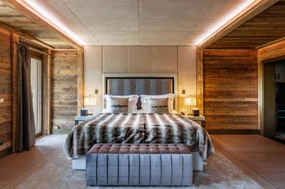 Luxury Villa Photo #32