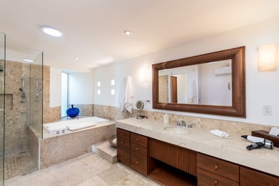 Luxury Villa Photo #52