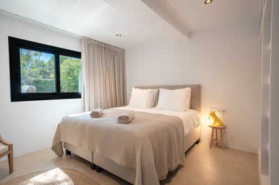 Luxury Villa Photo #20