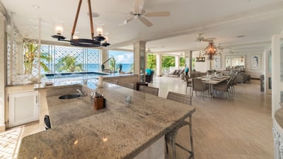 Paynes Bay,Smugglers Cove 6