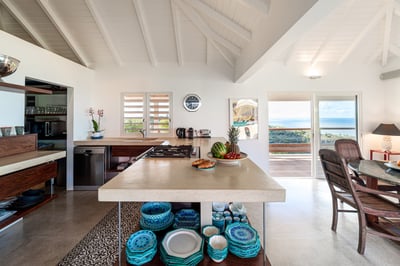 Kitchen & Dining Areas
