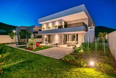 Luxury Villa Photo #2