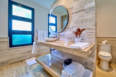Luxury Villa Photo #24