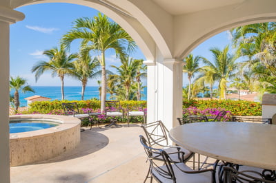 Luxury Villa Photo #16