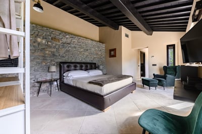 Luxury Villa Photo #32