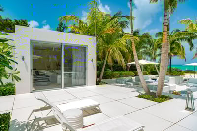 Luxury Villa Photo #26