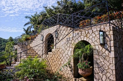 Luxury Villa Photo #10