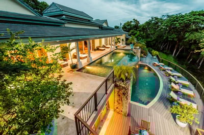 Luxury Villa Photo #2
